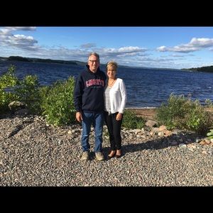 Meet your Posher, Robin